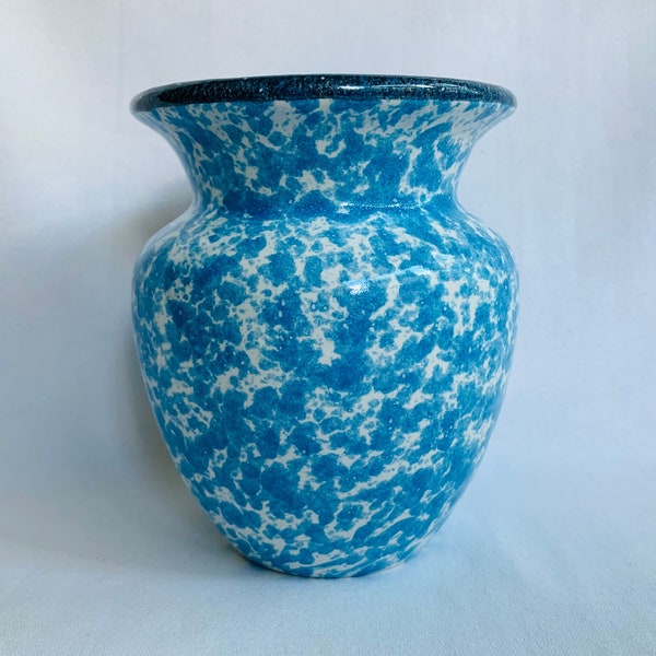 Royal Haeger Pottery Blue and White Splatter Vase