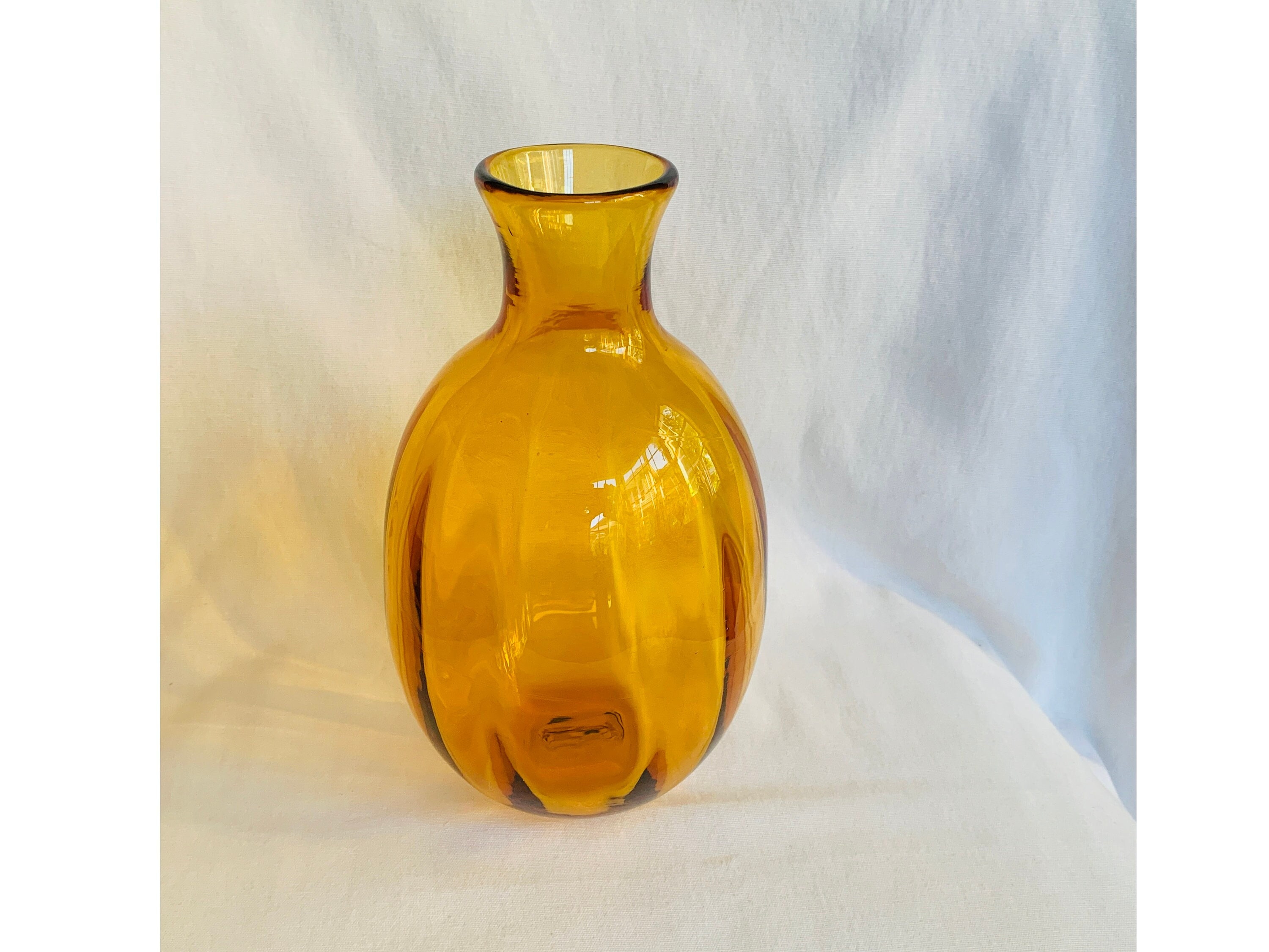 Blenko Art Glass No. 937S Topaz Amber Optic Vase - Etsy
