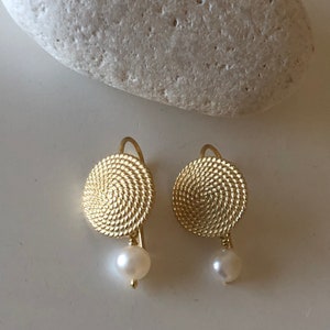 Earrings 925 sterling silver, gold plated with pearl, hanging earrings, freshwater pearl, white pearl