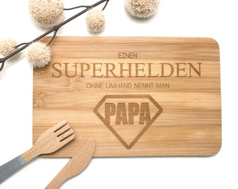 Frühstücksbrett Papa | Frühstücksbrett | Geschenk für Väter | Geschenk zum Geburtstag | Vatertagsgeschenk | Superheld | Papa