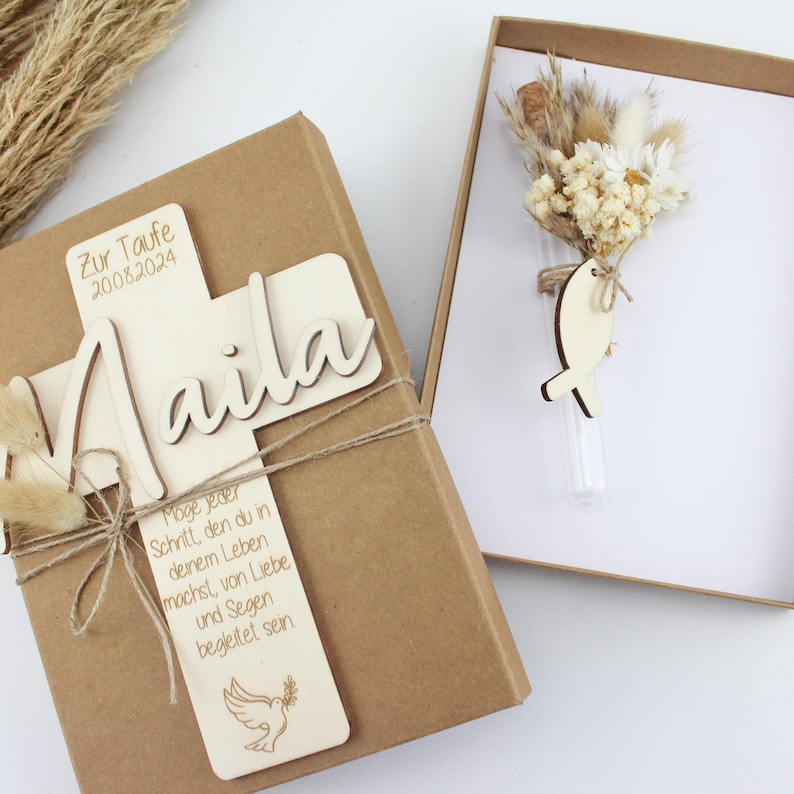 Geschenkset zur Taufe, Taufkreuz mit Namen aus Holz, Geschenkidee zur Taufe