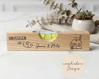 Personalisierte Wasserwaage zur Hochzeit – Geschenk für Paare zum Einzug, Richtfest –Haussegen mit Namen graviert–Lustiges Hochzeitsgeschenk