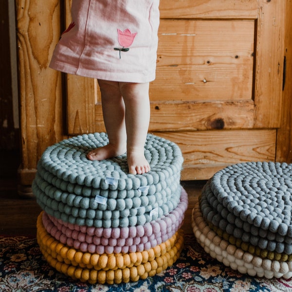 Zitkussen, 18 kleuren 40 cm, eerlijk en kwalitatief hoogstaand balkussen, handgevilt stoelkussen, vilten kussen, merinowol, naturel,