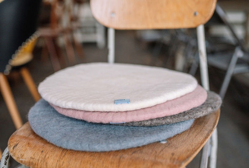 Round chair cushion, 10 colors, merino wool, thick, felt, handmade, fair, decor, noble, high quality, topper, cushion, floor, seat cushion image 6