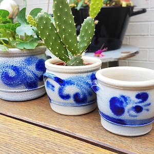 Three small earthenware pots Vintage Cottage