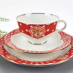 Vintage place setting, collecting cup, coffee cup, tea cup, porcelain  Lettin Colditz