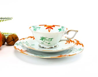 Vintage coffee place setting from Bavaria made of porcelain shabby chic old series collecting cup