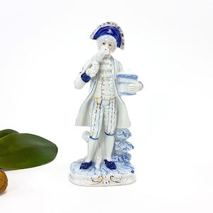 Porcelain Figurine / Sculpture Baroque Vintage Figurine Collectible Collectible Figurines Shabby deko