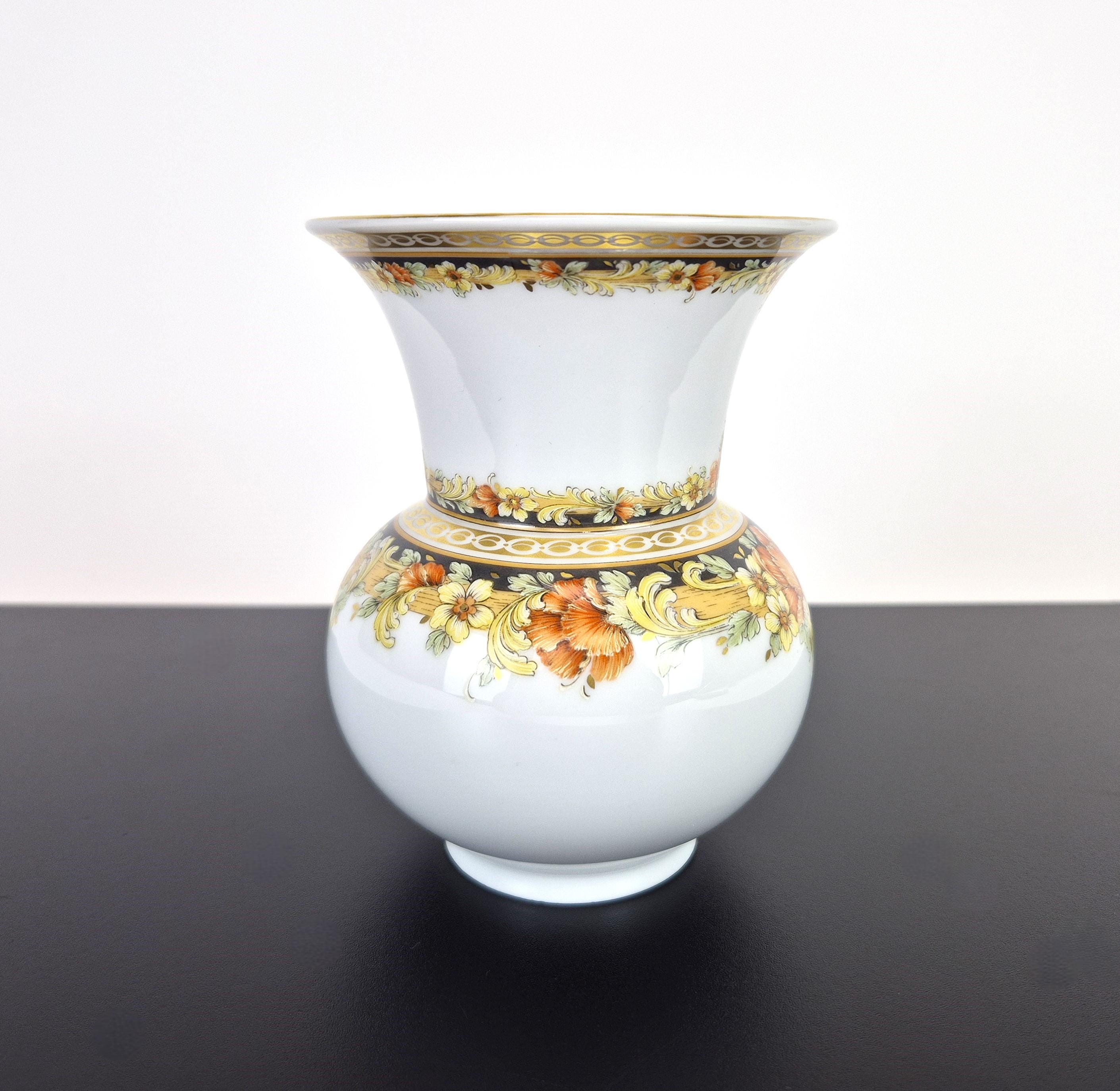 西独KAISER社/ヴィンテージ〉「(白磁)花瓶(金彩)」【希少】 西独KAISER