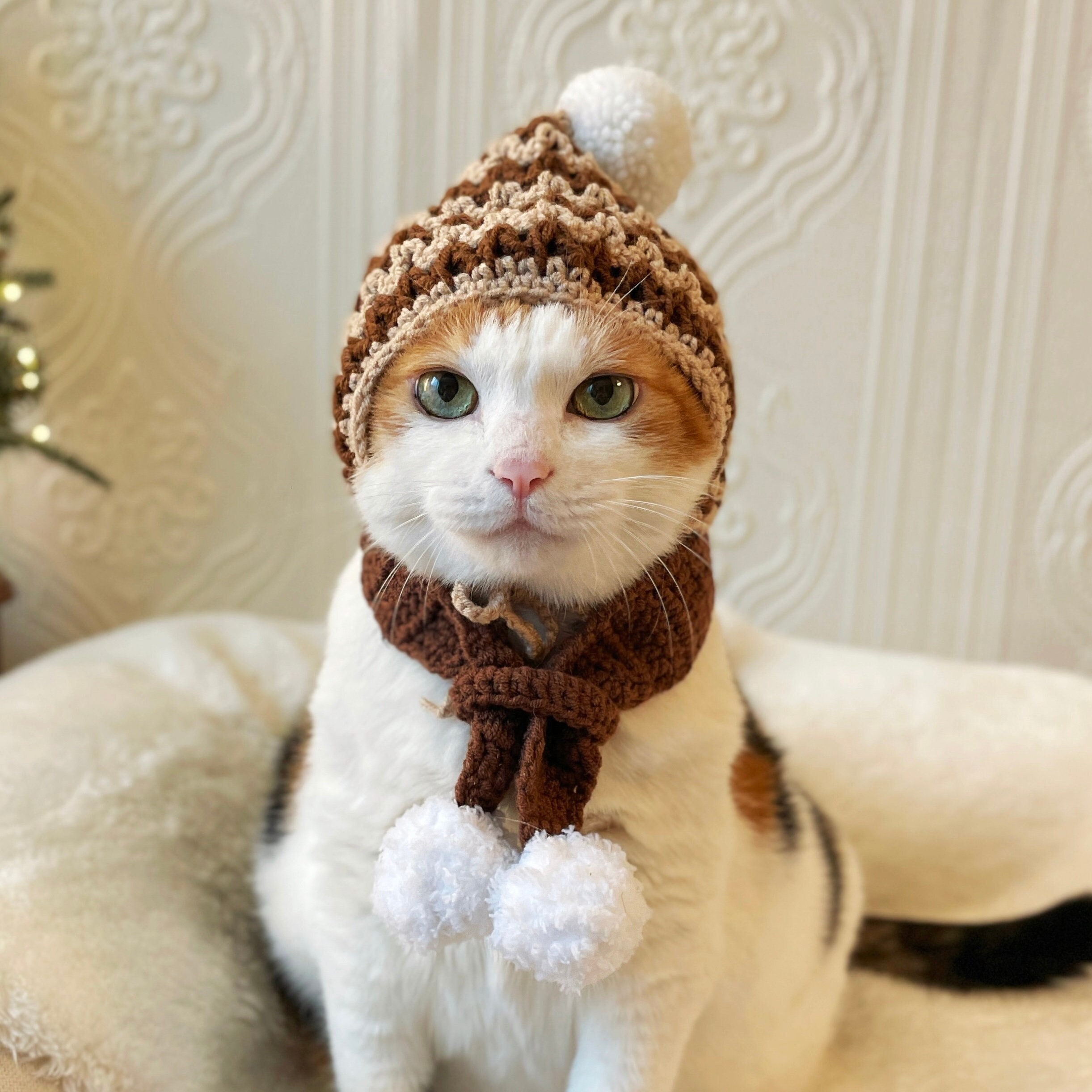 小物 ANDWANG Fluffy cat knit hat Knitted Pet Hat and Scarf Set: Zigzag Choco Winter Outfit - Etsy