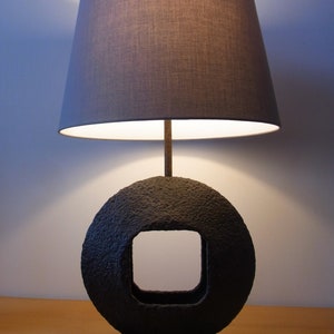 Lampe / Tischlampe / Leuchte aus Eisen mit Schirm handgefertigtes Unikat Bild 1