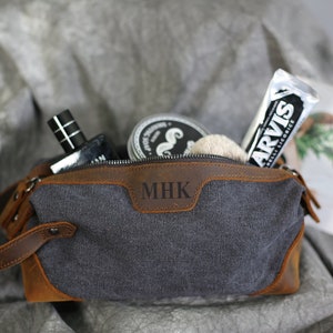 Groomsmen Toiletry Bag, Personalized Shaving Kit, Groomsman Gift Dopp Kit Gift,Gift for Him,Father&#39;s Day Gift,Valentine&#39;s Gift,Best Man Gift