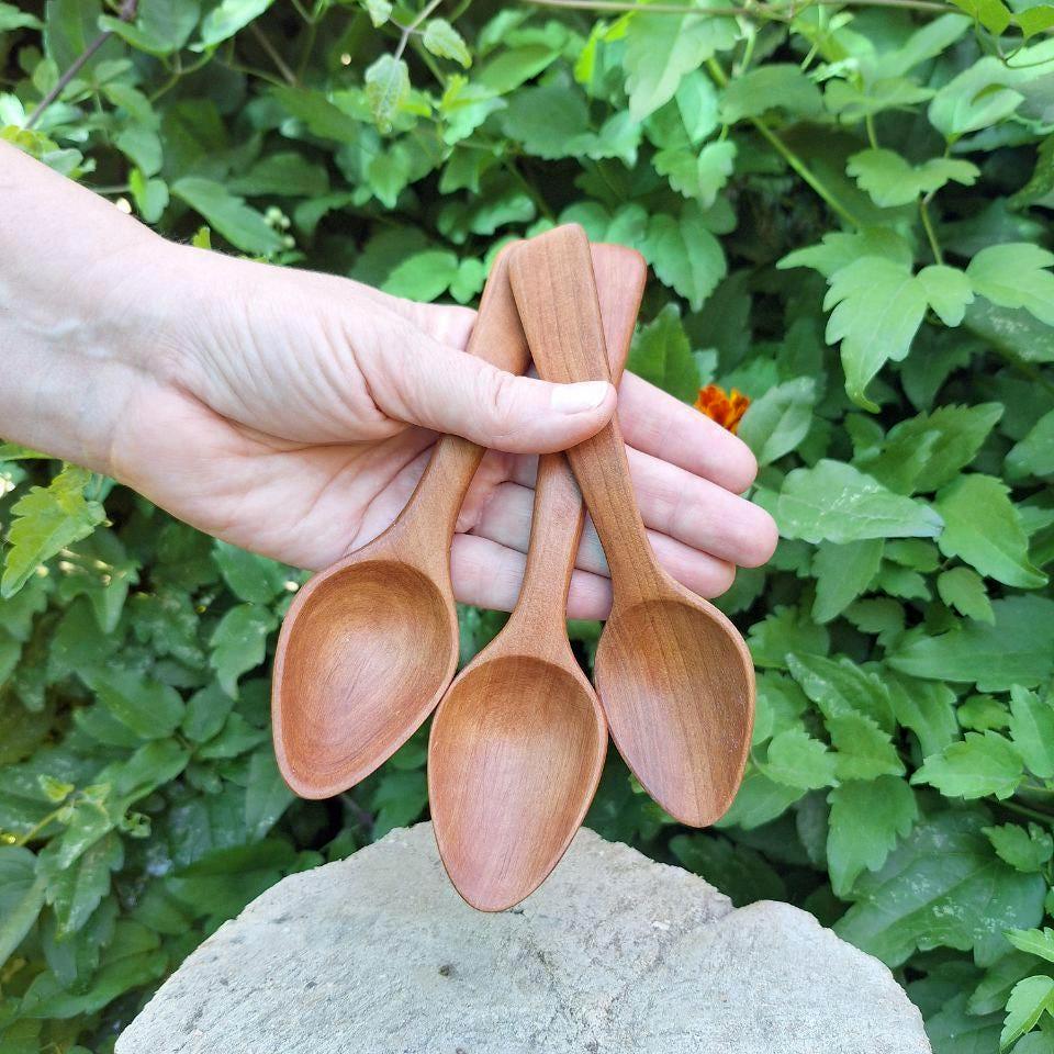ブッシュクラフトの木製スプーン - Etsy 日本