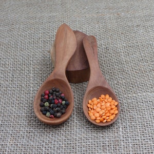2 cucharas talladas a mano Cuchara de madera de pera 5 pulgadas Cucharas de madera para acampar Cuchara para comer madera