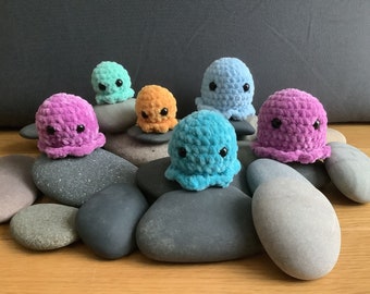 Oktopus Amigurumi Octo Stressball Plushie gehäkelt Häkeltier