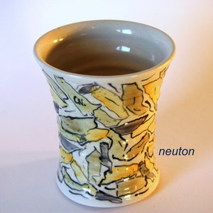 Peint à la main une tasse en céramique image 1