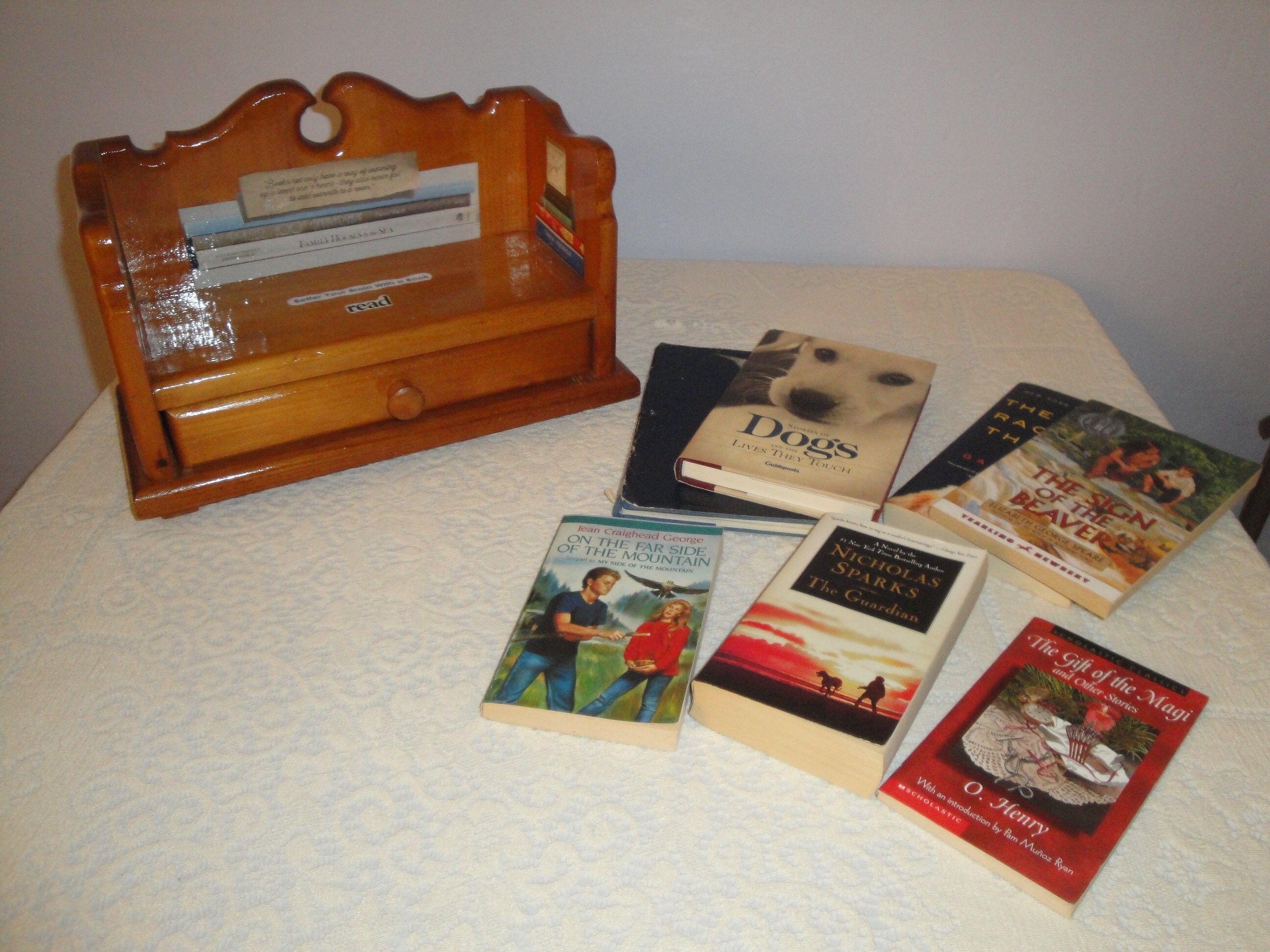 Decoupaged Tischregal mit einzelner Schublade die Buchdetails | Etsy