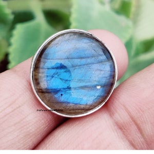 Labradorite Ring 925 Sterling Silver Blue Fire Stone Ring Boho Handmade Gemstone Ring Natural Labradorite Ring Statement Ring for Women Gift