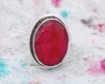 Anillo de rubí hecho a mano: banda de plata de ley 925, piedra natal de julio