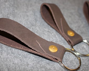 Leather keyring brown