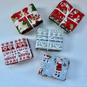 Christmas fabric package 4 fabrics each 25 x 55 cm, patchwork fabric, cotton fabric, Christmas fabric, Christmas tree, Santa Claus, stars, holly
