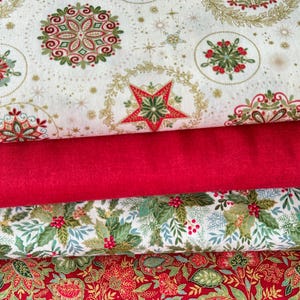 Makower fabric package patchwork fabric GOOD TIDINGS, Christmas fabric, cotton fabric Christmas, fabric stars, holly, branches, flowers