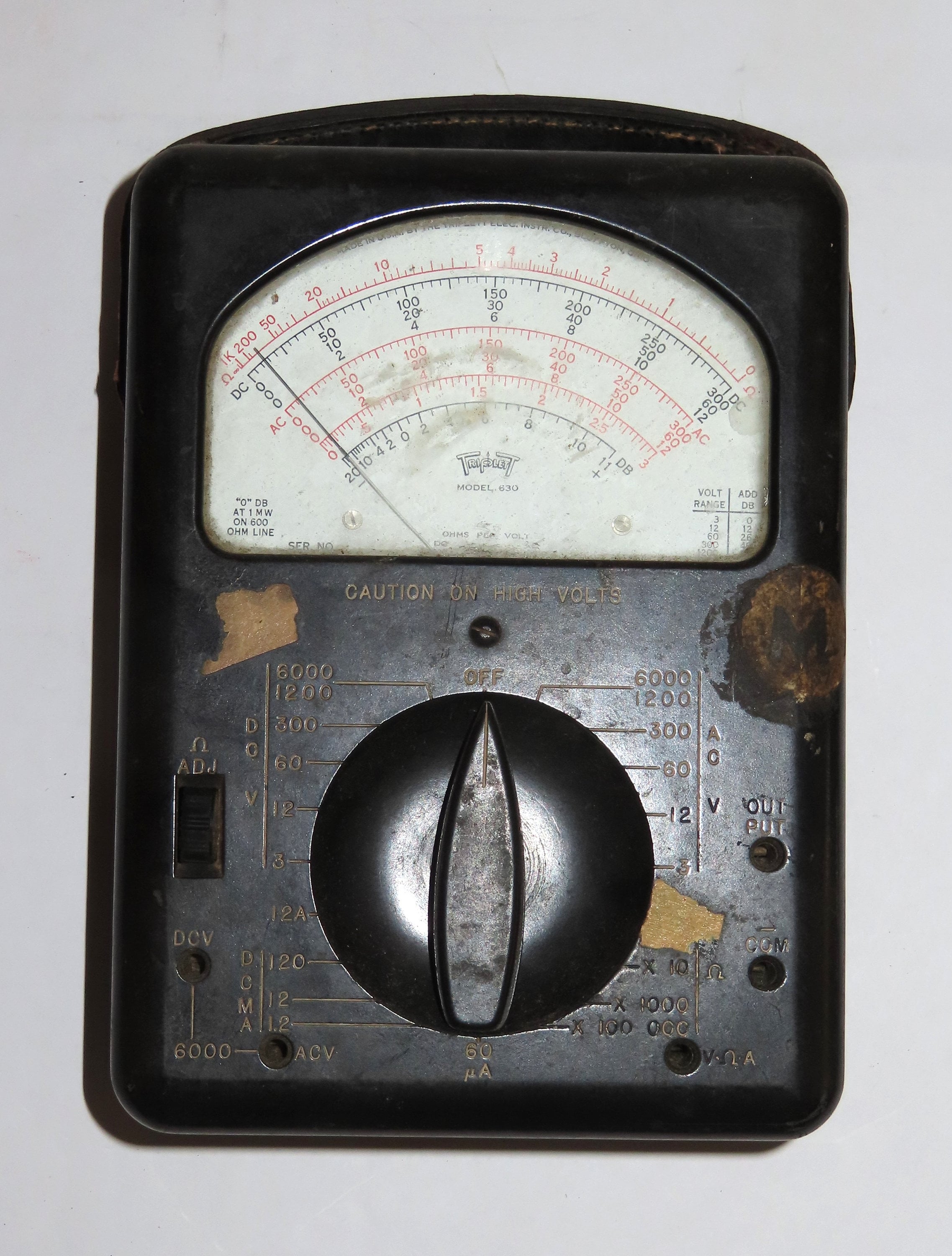 Multimeter: Vintage Used AC Spark Plug Div. Model USAF-19 Volt-Ohm-Milliammeter (Tested-OK)