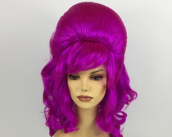 Long Purple Wig Wavy Hair with Curls Mardi Gras Wig 28/" Halloween Costume
