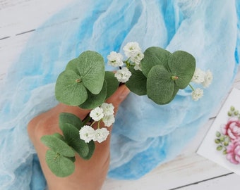 Greenery wedding hair pins Eucalyptus baby breath Green bridal hair pin Greenery hair piece Baby breath hair