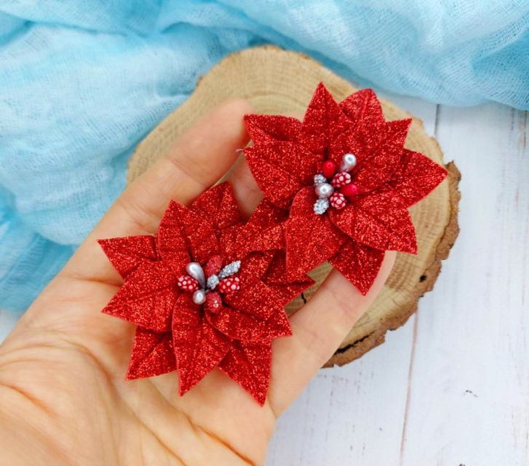 Winter Wedding Hairpiece Christmas Baby Hair Clip Pine Cones Headpiece Winter Bridal Poinsettia