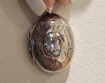 Vintage sterling silver floral engraved locket with cubic zirconia