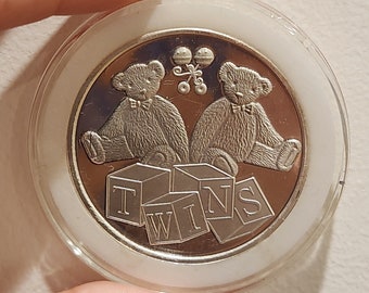 999 Silver coin with twin teddy bears 1 ounce