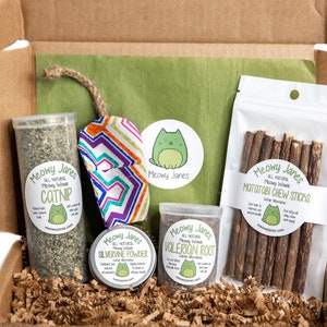 Catnip Alternative Variety Box - Catnip, Valerian, Silvervine Powder, Matatabi Sticks and Refillable Toy - Gift Set for Cats