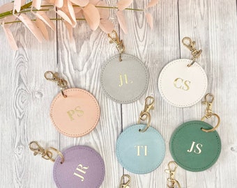 Personalised Round Keyring, Customised Circle Initial Keyring, Faux Leather Keychain, Monogram Keyring, Personalised Gift, Bridesmaid Gifts