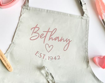 Personalised Apron with name and date, Baking, Customised Apron, Cooking Gift, Baking Gift, Gift for her, Kitchen Apron