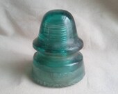 Blue glass Hemingray 19 vintage, antique insulator. Excellent condition.
