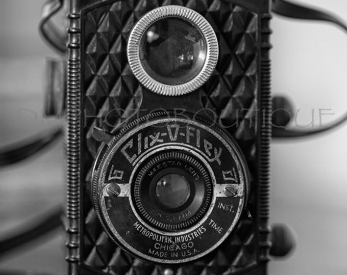 Black And White Vintage Camera Print, Vintage Camera Photo, Vintage Camera Print, Antique Camera Print, Old Camera Print, Photography Gift