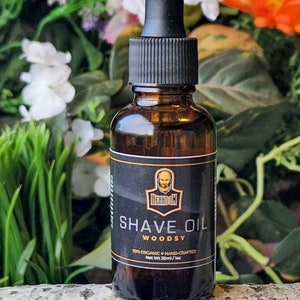 OYU Botanica Woodsy Shave Oil – 100% Organic & Vegan Pre-Shave Moisturizing Oil for Smooth, Irritation-Free Shaving