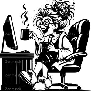 5 SVG Funny Coffee Lady SVG - Femme âgée avec un chignon désordonné, des chaussons duveteux, en sirotant un café à l'ordinateur - Clipart humoristique pour mugs et cadeaux