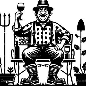 5 SVG Happy Garden Farmer avec vin fichier SVG. Un homme riant, portant des bretelles et des bottes, lève un verre à vin, entouré de plantes et d'outils