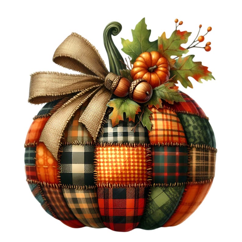 Puede incluir: Una calabaza de patchwork con un lazo de arpillera marr&oacute;n y acentos de follaje oto&ntilde;al. La calabaza est&aacute; hecha de diferentes telas a cuadros y a cuadros en tonos de verde, naranja, rojo y marr&oacute;n.