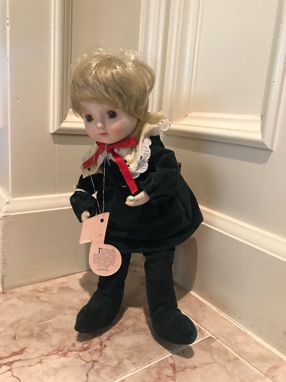 porcelain dolls that play music