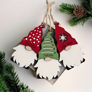 Aangepaste Gnome kerstornamenten, Gnome Ornament, gepersonaliseerde naamornament, aangepaste houten kerstornamenten, Kerstdecor, Gnome
