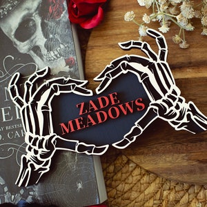 Zade Meadows Herzschild, Haunting Adeline Schild, HD Carlton Merch, Booktok, Schmutzleser, HD Carlton, Geschenk für Leser, Bücherregalschild