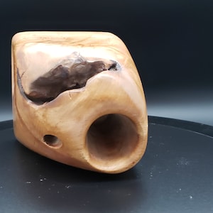 Tabletop One-Hitter - Maple w/live-edge cavity