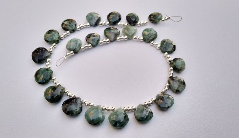 Natural Emerald Gemstone Faceted Smooth Briolette Heart Shape Beads 8/'/' inch Long 10x12 MM Aproxx Size At Low Price High Quality Emerald