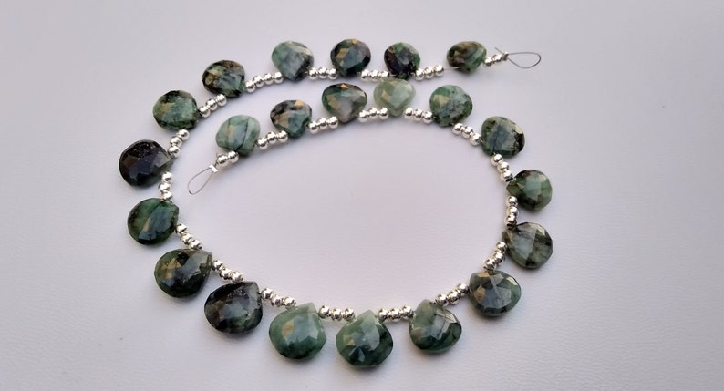 Natural Emerald Gemstone Faceted Smooth Briolette Heart Shape Beads 8/'/' inch Long 10x12 MM Aproxx Size At Low Price High Quality Emerald