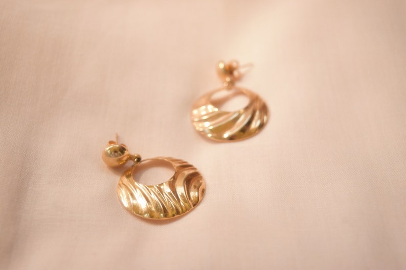 vintage gold wave drop hoops