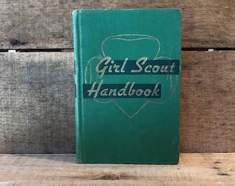 WELL USED 9TH IMPRESSION 1947 EDITION Details about   VINTAGE 1951 GIRL SCOUT HANDBOOK