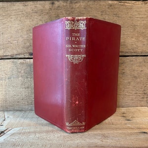 The Pirate, Volume XIII,  by Sir Walter Scott: 1919